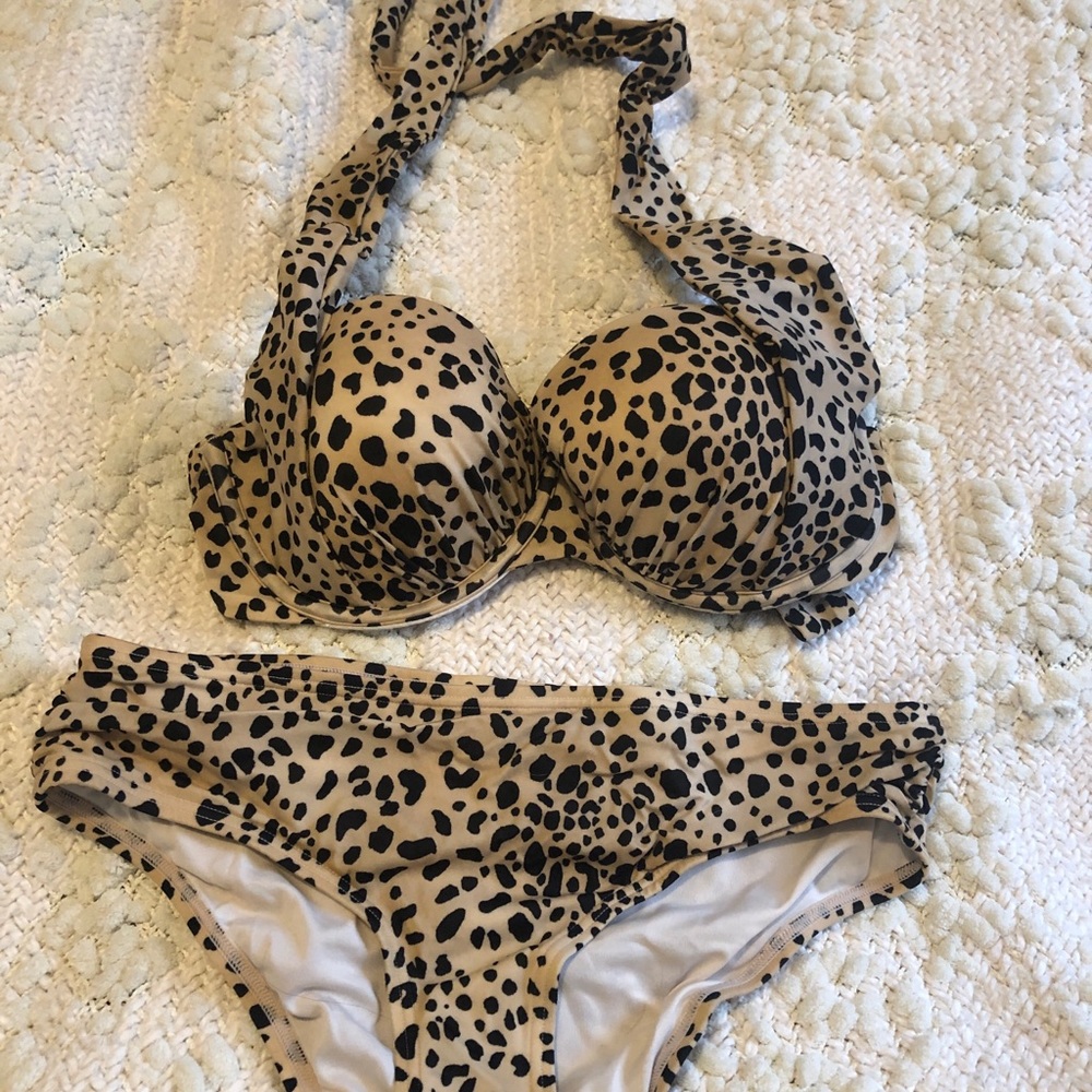 COPY - Victoria Secret Cheetah 2 Pieces 32DD and S
